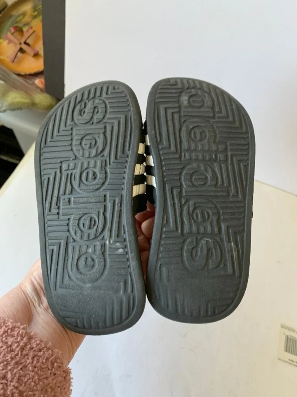 Adidas Kids Sandals Black & White Size 12K (125511612) - Picture 6 of 7